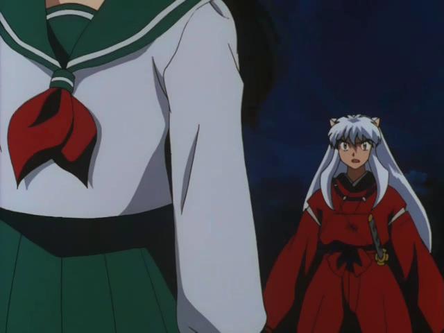 Otaku Gallery  / Anime e Manga / Inu-Yasha / Screen Shots / Episodi / 023 - La voce di Kagome e il bacio di Kikyo / 134.jpg